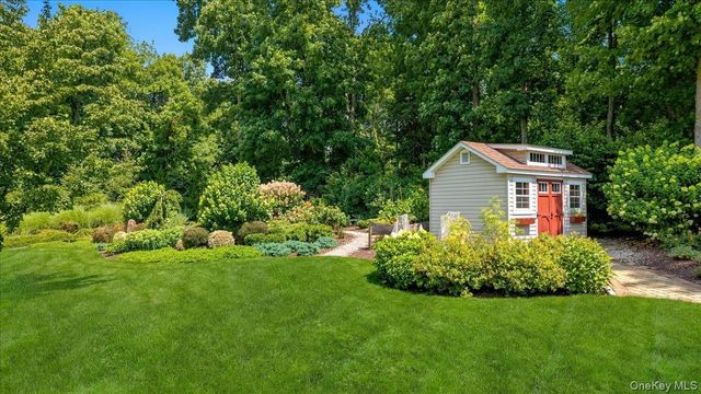 257 Watch Hill Road, Cortlandt Manor, NY 10567