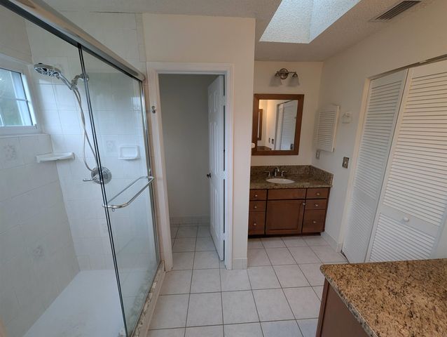 108 N Lake, St Augustine, FL 32084