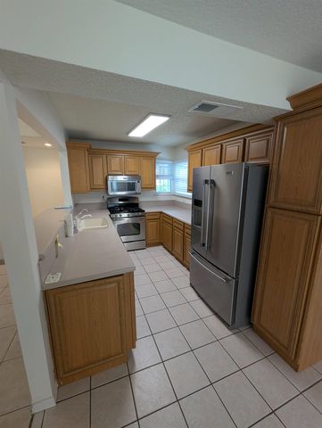 108 N Lake, St Augustine, FL 32084