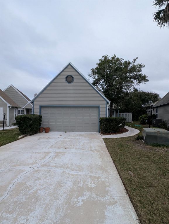 108 N Lake, St Augustine, FL 32084