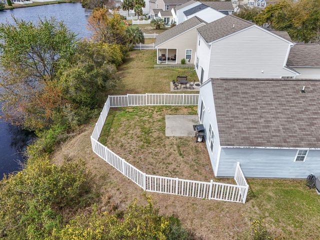 907 Silvercrest Dr., Myrtle Beach, SC 29579