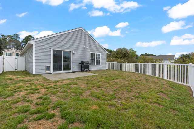 907 Silvercrest Dr., Myrtle Beach, SC 29579