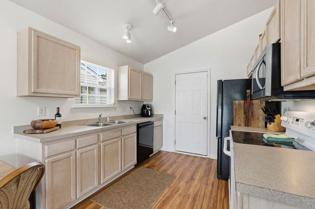 907 Silvercrest Dr., Myrtle Beach, SC 29579