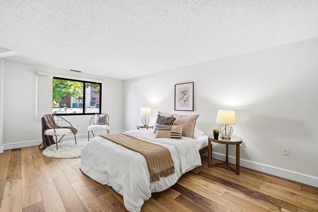 30 Revere Beach Pkwy 114, Medford, MA 02155