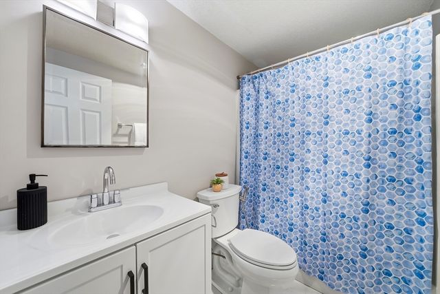 30 Revere Beach Pkwy 114, Medford, MA 02155