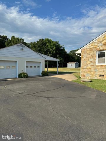 118 MUSSELMAN RD, Fredericksburg, VA 22405