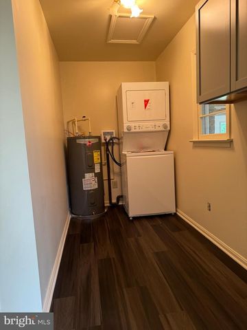 118 MUSSELMAN RD, Fredericksburg, VA 22405