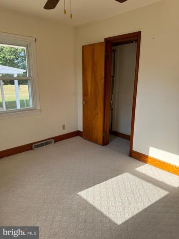 118 MUSSELMAN RD, Fredericksburg, VA 22405