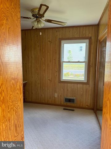 118 MUSSELMAN RD, Fredericksburg, VA 22405
