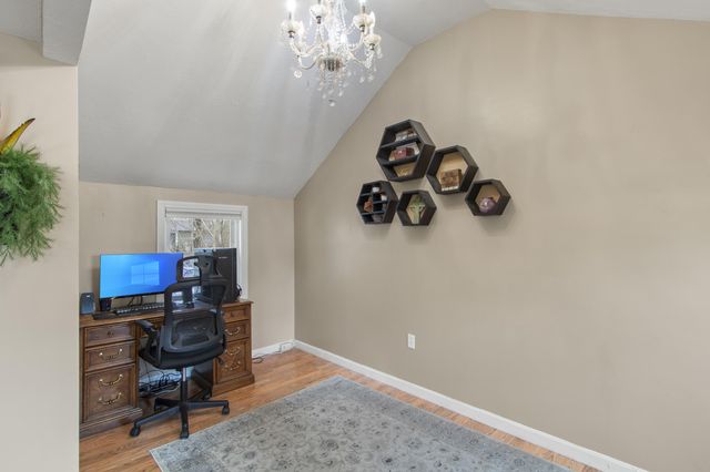 10 3rd Avenue, Wareham, MA 02571