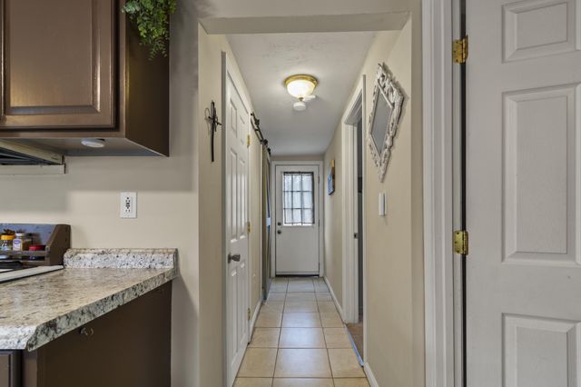 10 3rd Avenue, Wareham, MA 02571