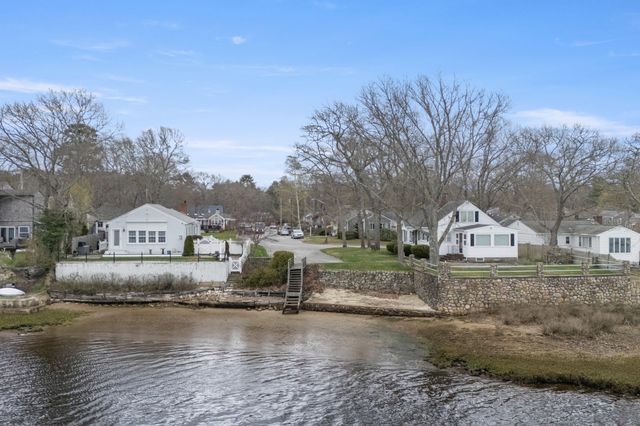 10 3rd Avenue, Wareham, MA 02571