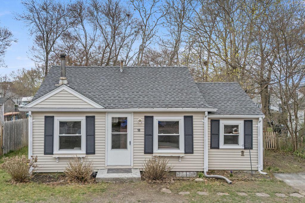 10 3rd Avenue, Wareham, MA 02571