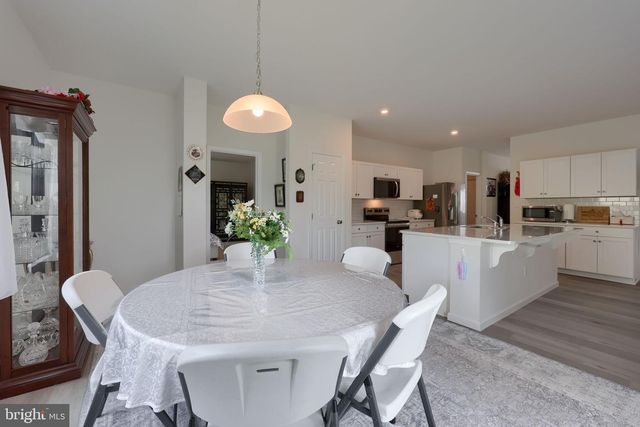 732 BILLY DR, Lancaster, PA 17601