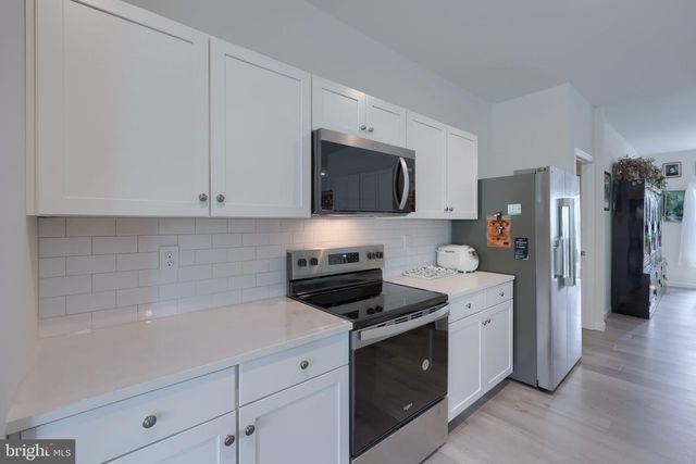 732 BILLY DR, Lancaster, PA 17601