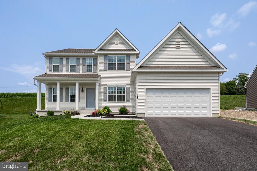 732 BILLY DR, Lancaster, PA 17601