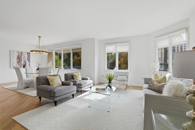 10 CRYSTAL SPRINGS Road 1206, San Mateo, CA 94402