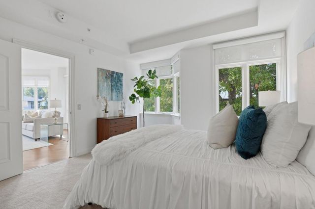 10 CRYSTAL SPRINGS Road 1206, San Mateo, CA 94402