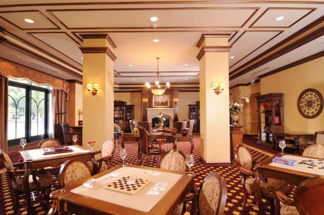 10 CRYSTAL SPRINGS Road 1206, San Mateo, CA 94402