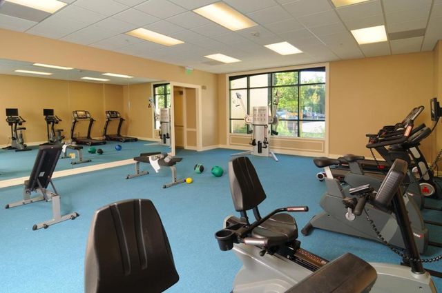 10 CRYSTAL SPRINGS Road 1206, San Mateo, CA 94402