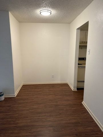 222 N Center Street 202, Grand Prairie, TX 75050