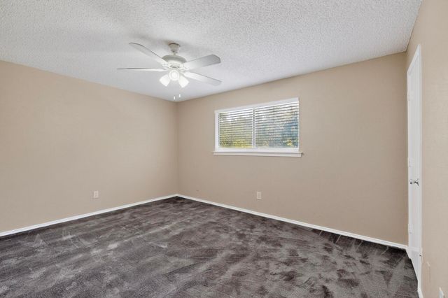 912 N Nursery Road, Irving, TX 75061