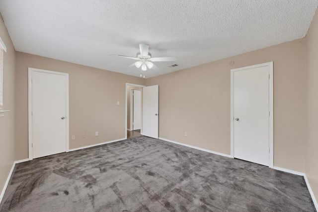 912 N Nursery Road, Irving, TX 75061