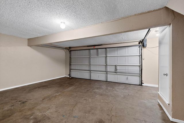 912 N Nursery Road, Irving, TX 75061