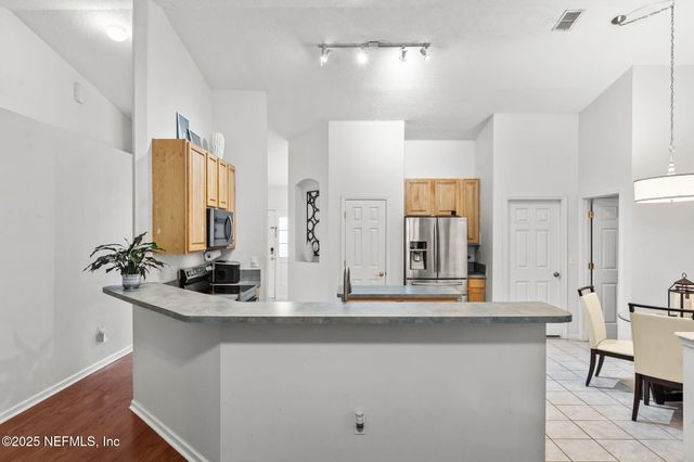 12511 ARROWLEAF Lane, Jacksonville, FL 32225