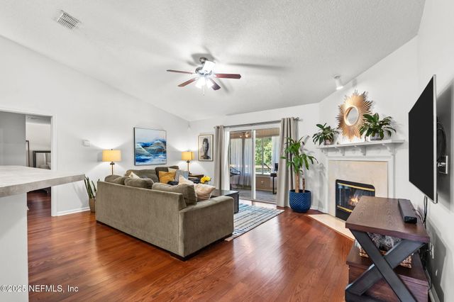 12511 ARROWLEAF Lane, Jacksonville, FL 32225