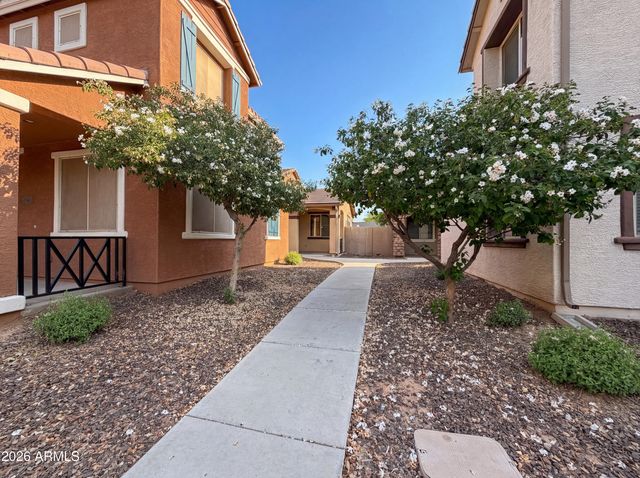 2739 N 73RD Drive, Phoenix, AZ 85035