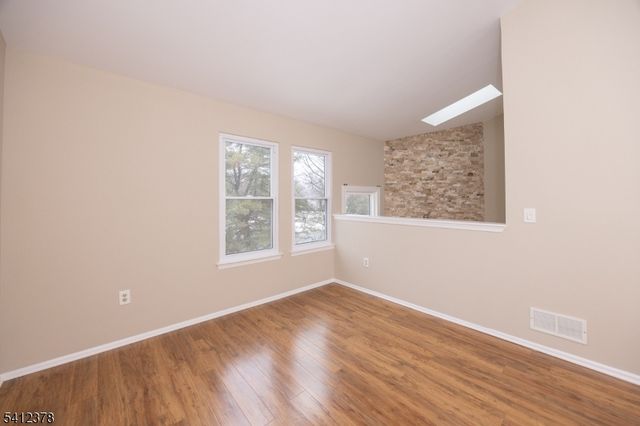 7 Lake Ct, Raritan Twp., NJ 08822