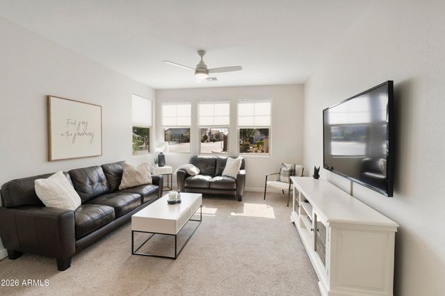 3030 S AMBER Drive, Chandler, AZ 85286