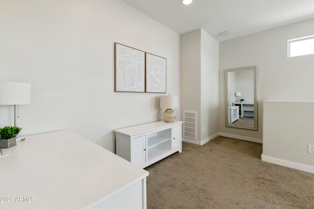 3030 S AMBER Drive, Chandler, AZ 85286