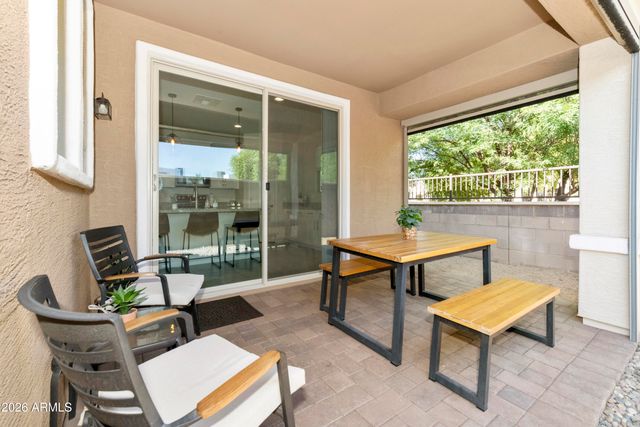 3030 S AMBER Drive, Chandler, AZ 85286