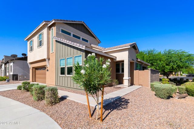 3030 S AMBER Drive, Chandler, AZ 85286