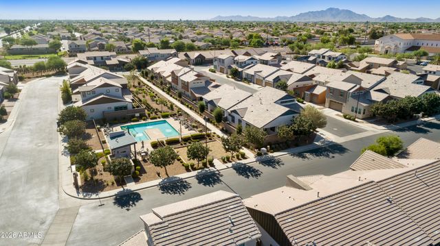 3030 S AMBER Drive, Chandler, AZ 85286