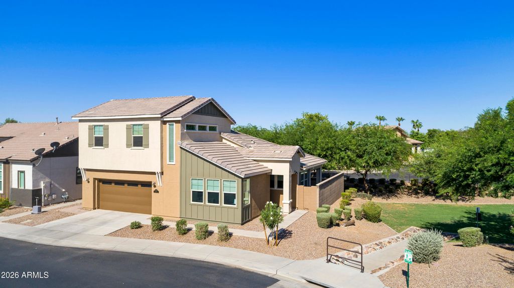 3030 S AMBER Drive, Chandler, AZ 85286 — photo 2