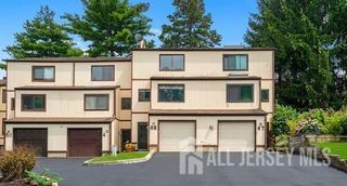 48 Ellen Heath Dr Drive, Matawan, NJ 07747