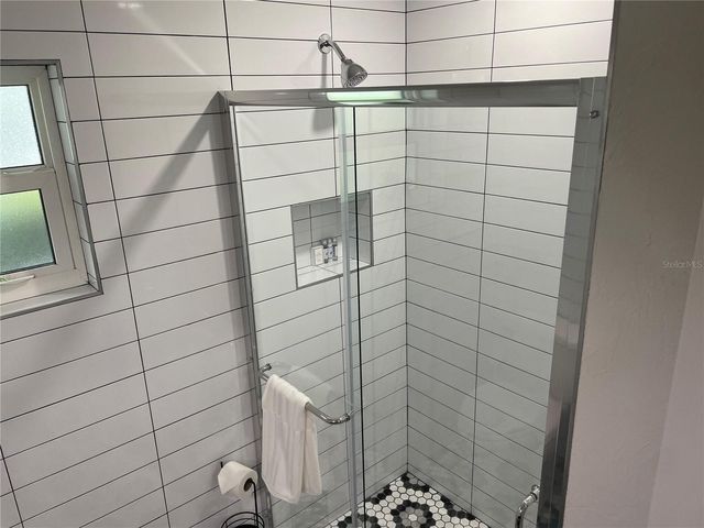 1912 MORRILL 1920, Sarasota, FL 34236