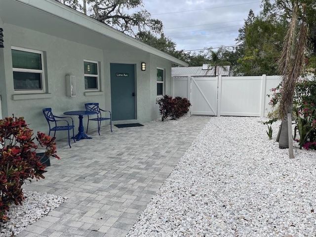 1912 MORRILL 1920, Sarasota, FL 34236