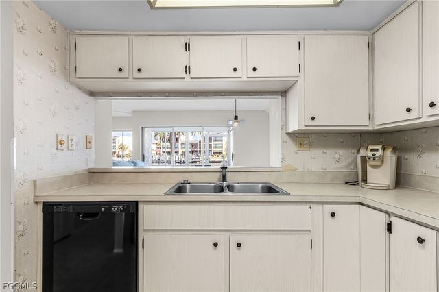 4105 SE 19th PL 101, Cape Coral, FL 33904