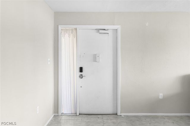 4105 SE 19th PL 101, Cape Coral, FL 33904