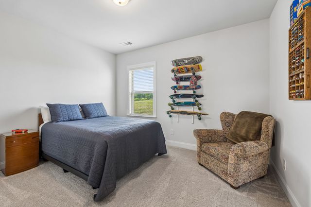 3201 Chase Point Dr, Franklin, TN 37067