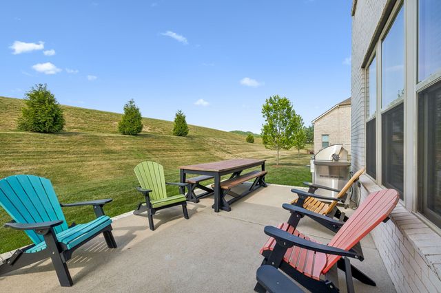 3201 Chase Point Dr, Franklin, TN 37067
