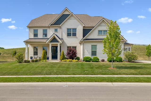 3201 Chase Point Dr, Franklin, TN 37067