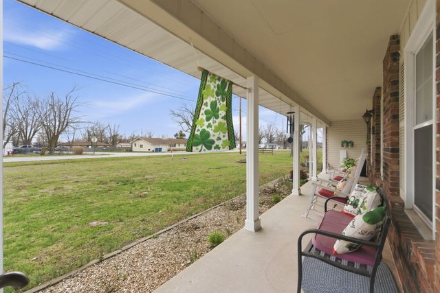 5727 S State Highway FF, Battlefield, MO 65619