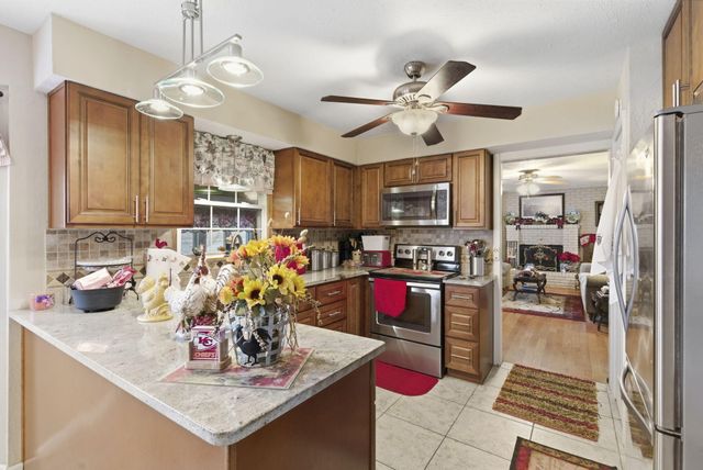 5727 S State Highway FF, Battlefield, MO 65619