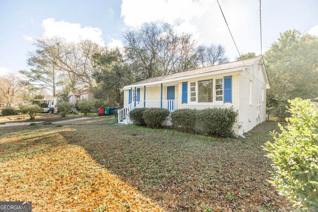 1334 Lakeview Drive, Macon, GA 31206