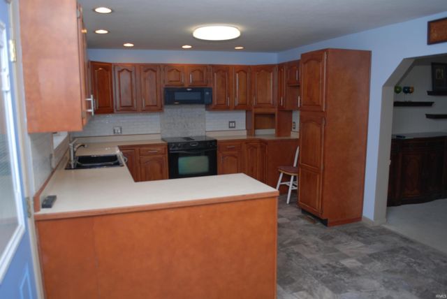 714 Pennsylvania Avenue, Plymouth, IN 46563